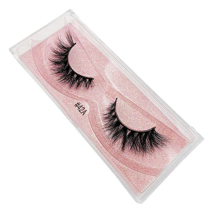 beauty celebrity p  eyelashes