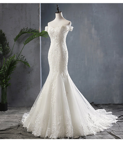 wedding dress