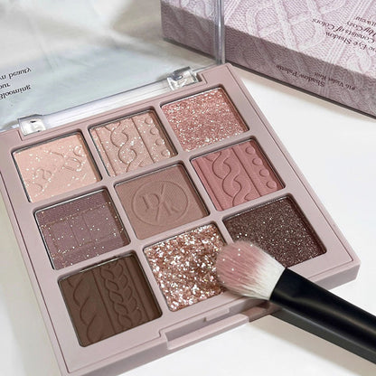 Sweaters Eye Shadow