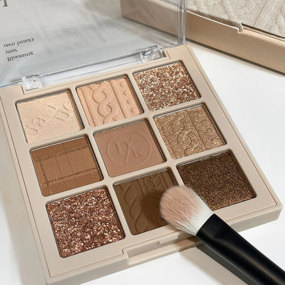 Sweaters Eye Shadow