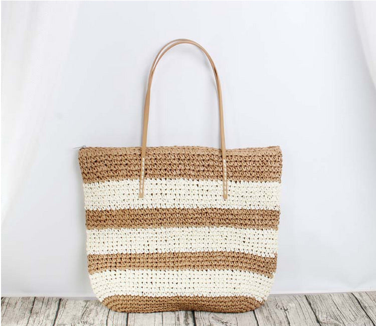 Models Straw Bag