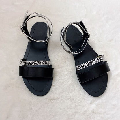 flat shoes