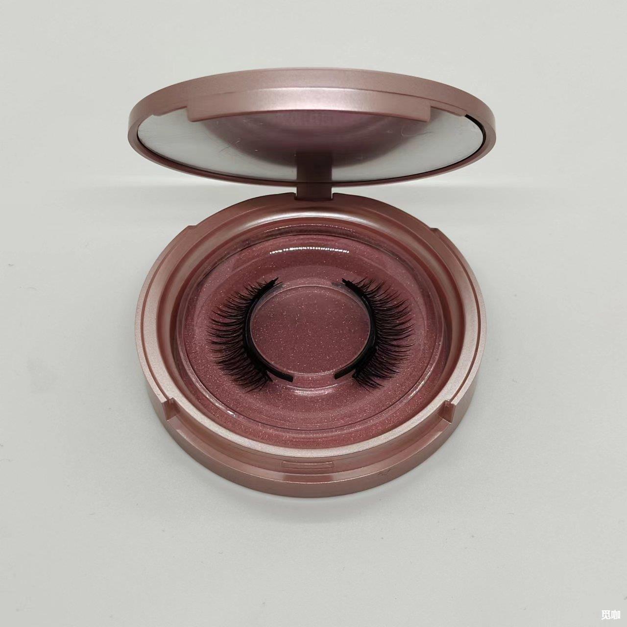 Quantum  Natural  Eyelashes