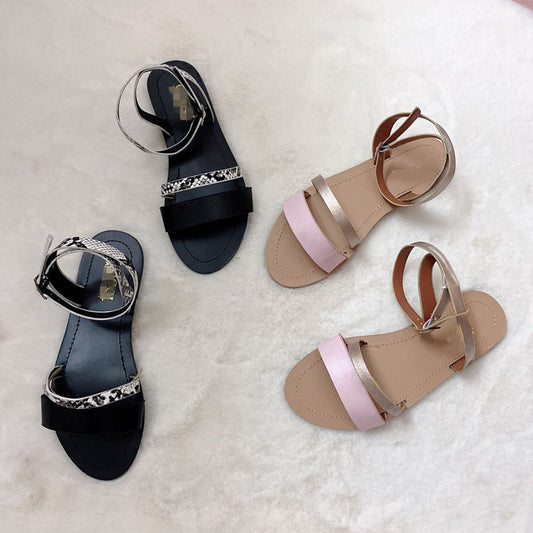 flat shoes