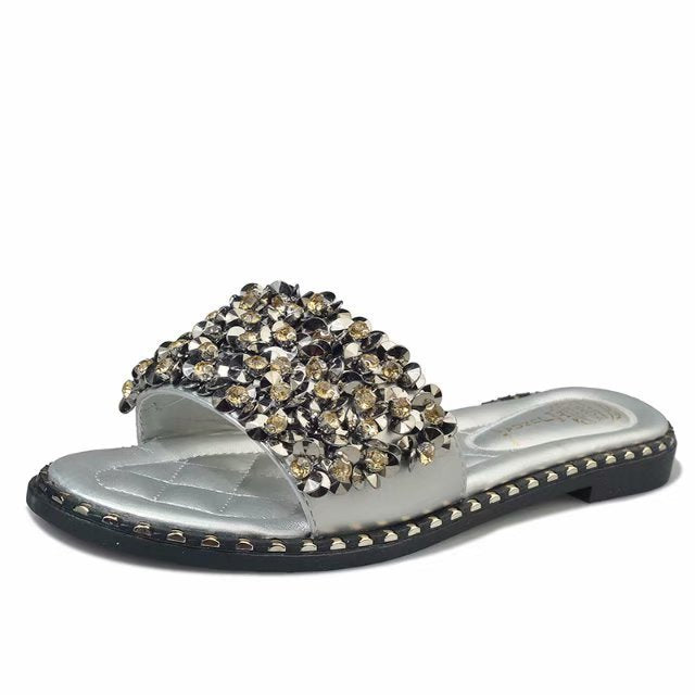 flat slippers