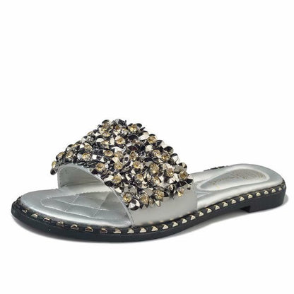 flat slippers