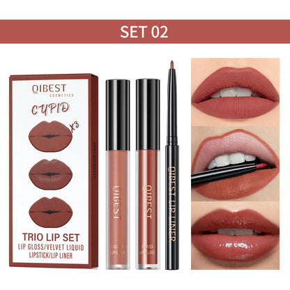 Lip Liner Suit