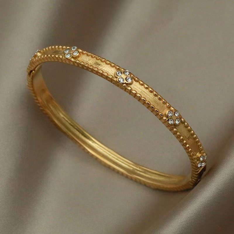 Zircon Bracelet
