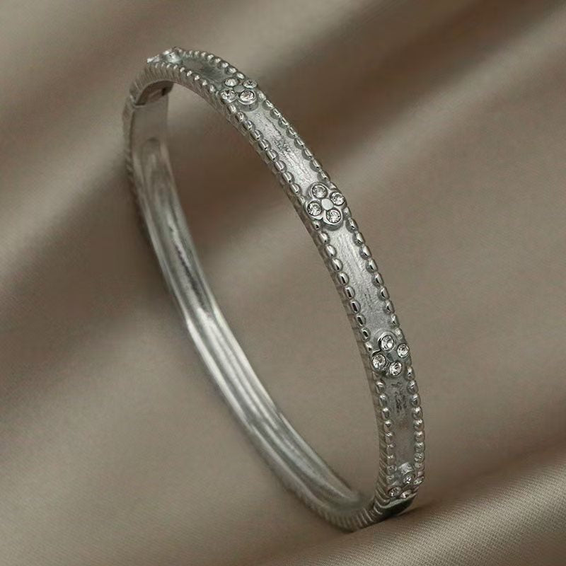 Zircon Bracelet