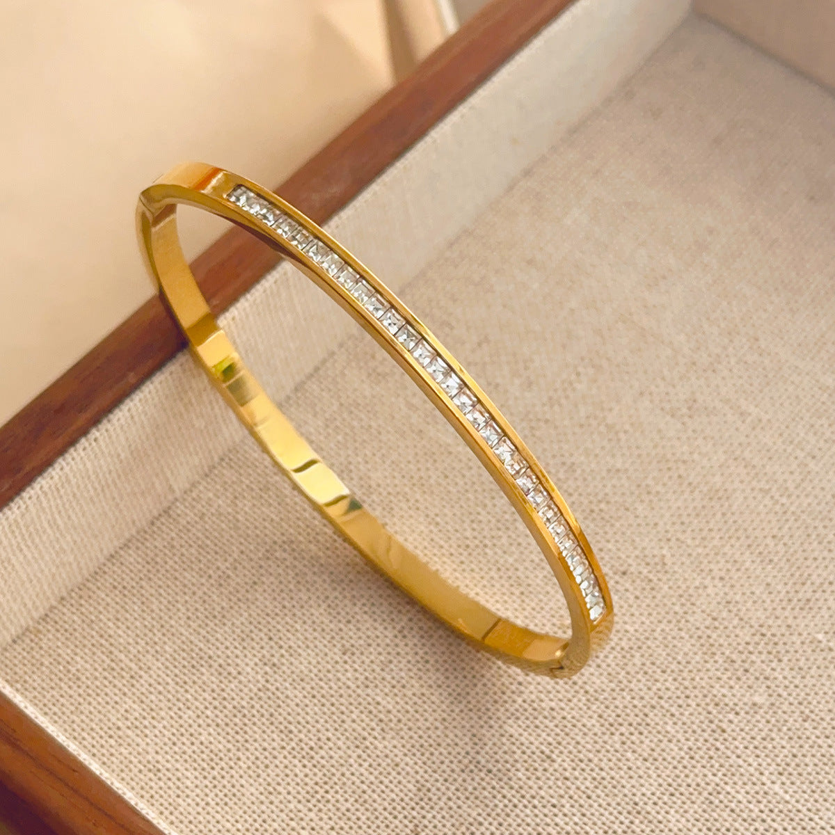 Zircon Bracelet