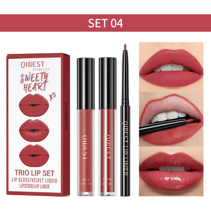 Lip Liner Suit